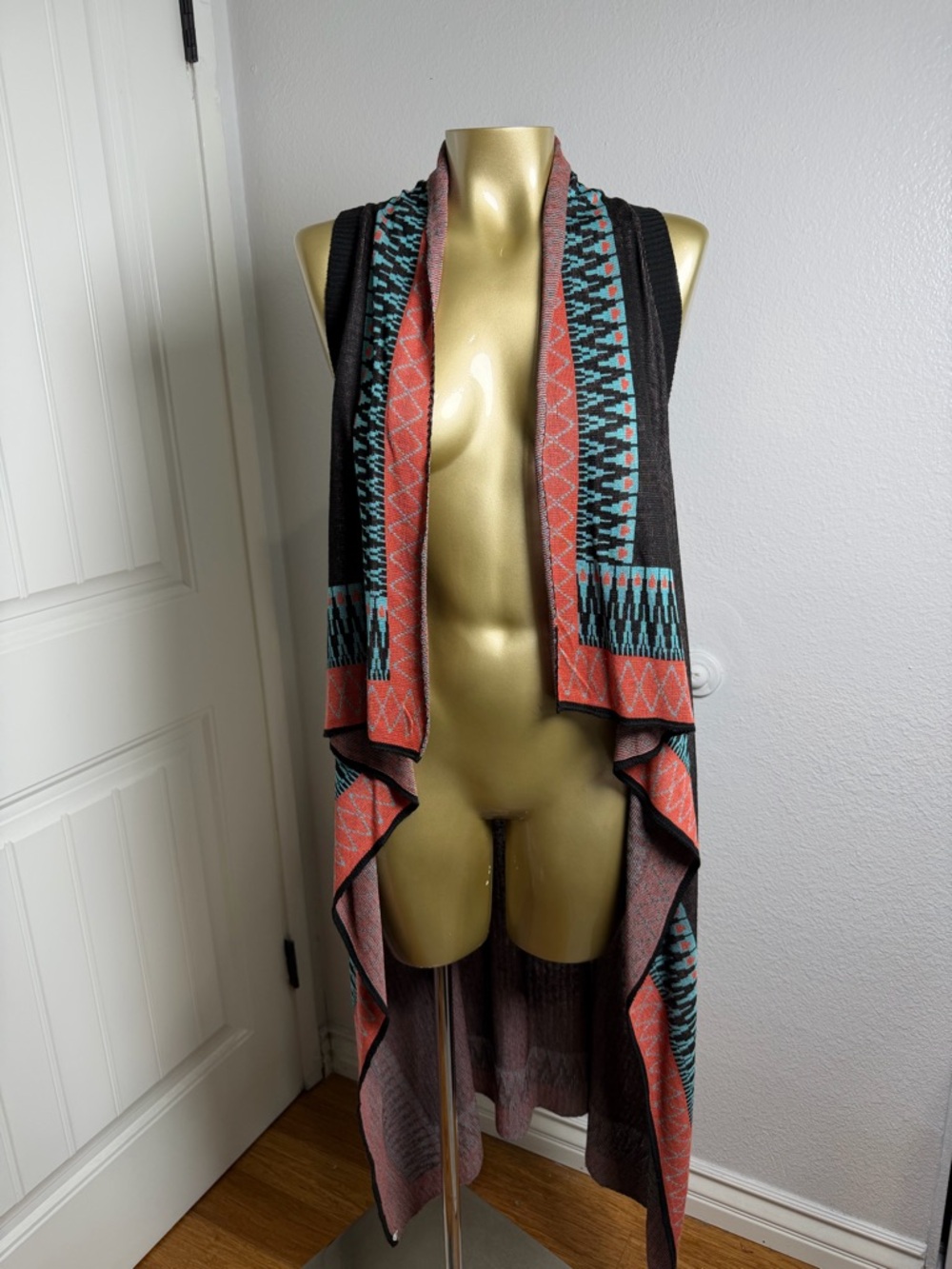 Women's Open Front Long Knit Vest - Coral & Teal Pattern